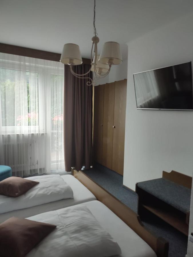 Altes Tor Hotell Filsen Exteriör bild