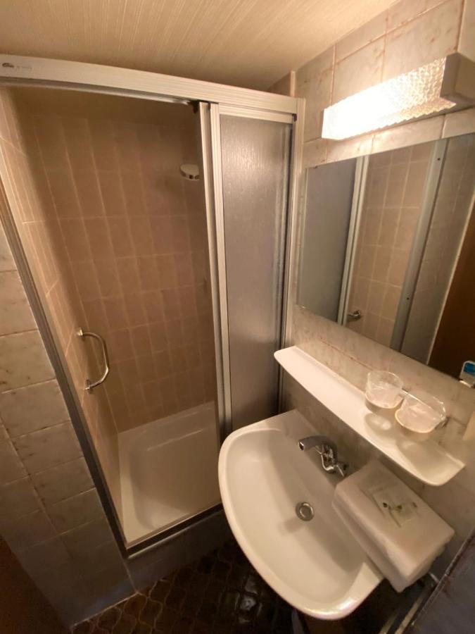 Altes Tor Hotell Filsen Exteriör bild